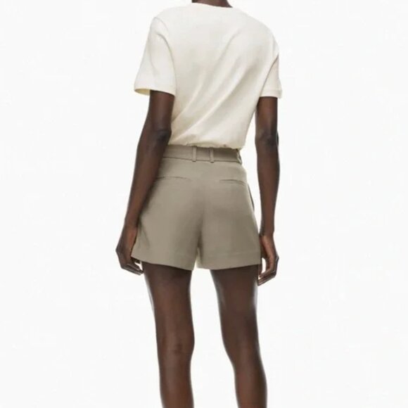 Babaton High Waisted Pleated Shorts - Size 0 - Picture 3 of 8